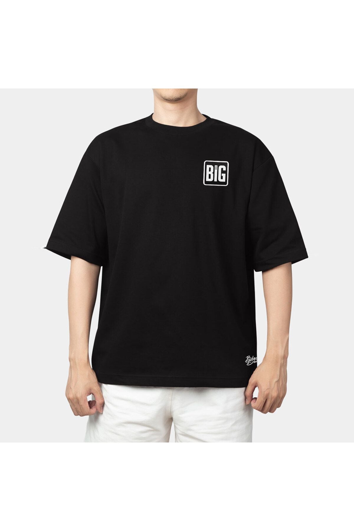 Oversize B-Shirt Black With Patch